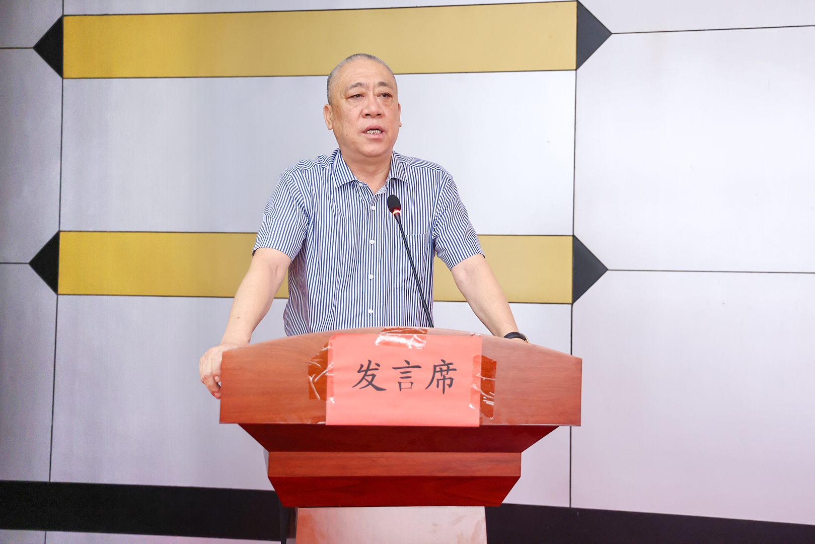 河南省礦山起重機有限公司 河南省礦山起重機有限公司